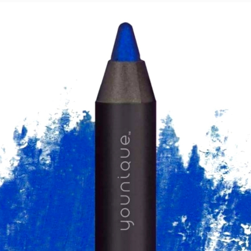 Limited edition Younique Moonstruck Precision Pencil in the color POLAR